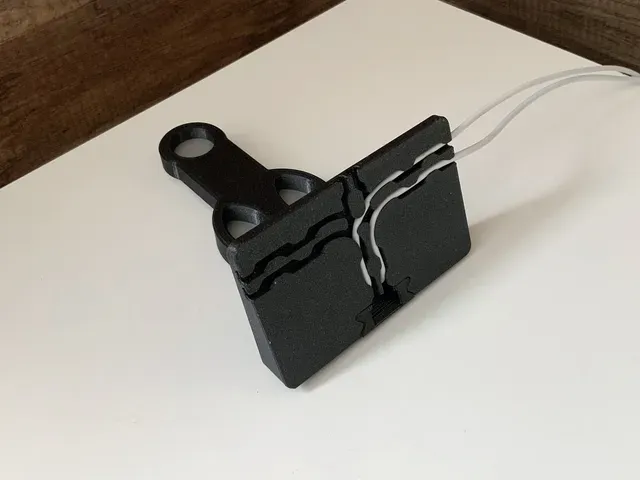 iPhone and Apple Watch Charging Stand — Фото 10 из 10