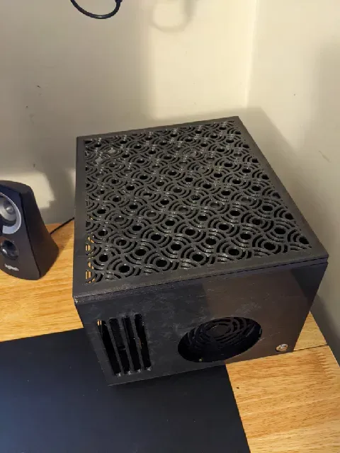 SFF ITX PC Case — Фото 5 из 10