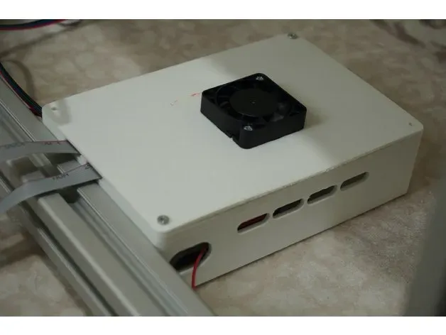 3030 Extrusion SKR 1.4 (Turbo) Enclosure with 40 mm fan — Image 5 of 8