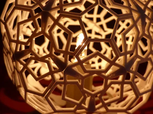 IKOSAGLOD Lamp — Image 5 of 12
