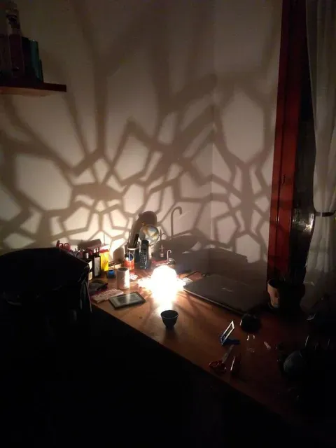IKOSAGLOD Lamp — Image 7 of 12
