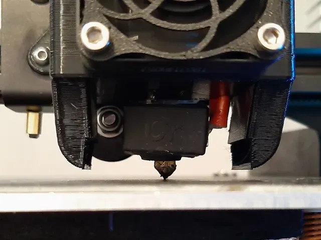 Slick Ender 3/3-Pro/5/CR-10 2in1 duct 5015 — Image 13 of 17
