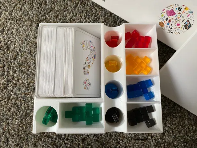 Concept Board Game Organizer and Playable Box — Фото 2 из 4