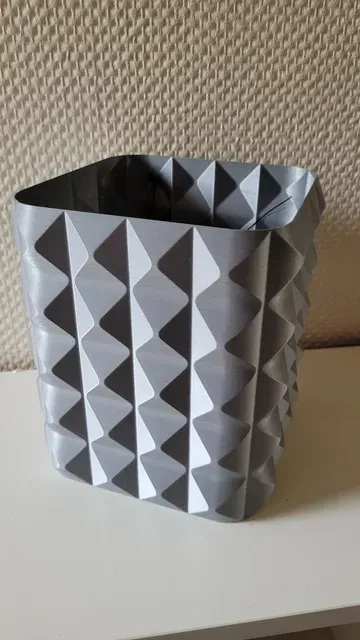 Rectangular trash can ( Vase Mode )