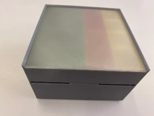 Stackable box with locking lid and inserts — Фото 5 из 5