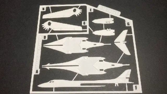 B-1B Lancer Kit Card — Image 3 of 8