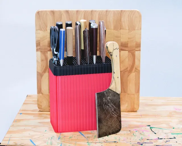 XL universal knife block - condensed knife slots (vase mode)