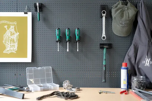 Tool Holder for Single Screwdriver 061 I for screws or peg board — Фото 2 из 12