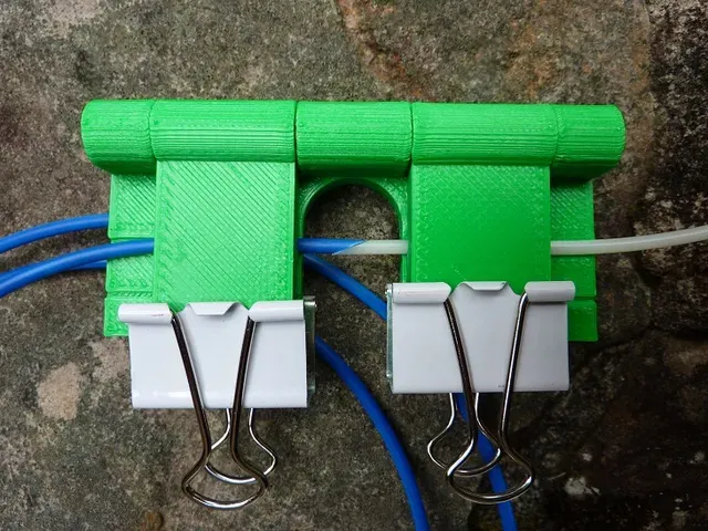 Filament Splicing Clamp and Angle Cutter Guide
