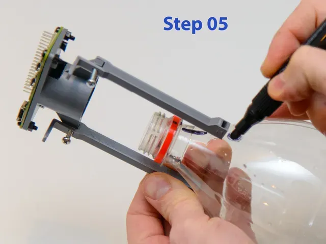 popSCOPE: Pop bottle digital microscope to run your own biological experiments — Фото 20 из 38