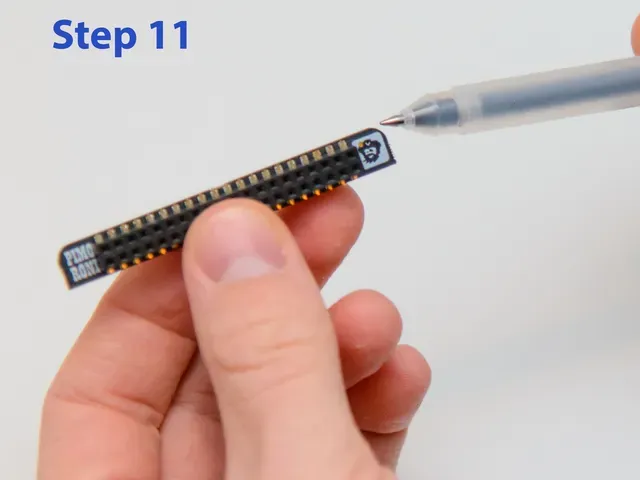 popSCOPE: Pop bottle digital microscope to run your own biological experiments — Фото 26 из 38