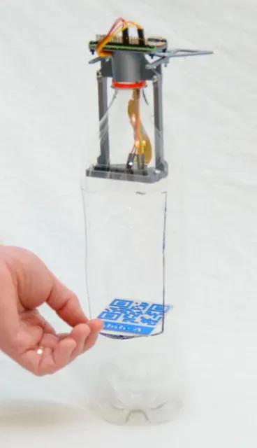 popSCOPE: Pop bottle digital microscope to run your own biological experiments — Фото 3 из 38