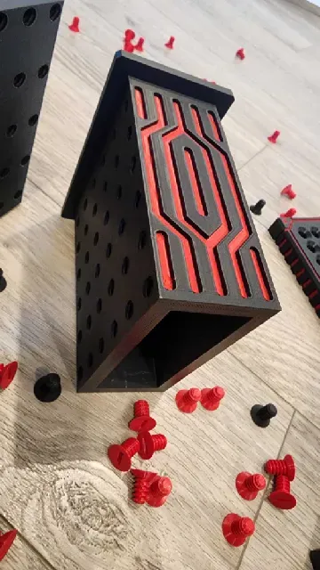 The World’s Most Annoying Gift Box – Gift Box with 200 Screws | Funny Gag Gift for Friends, Birthday or Christmas — Image 7 of 8