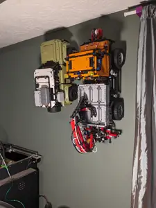 Lego Unimog and Land Rover Defender Wall Mount Bracket (8110, 42110)