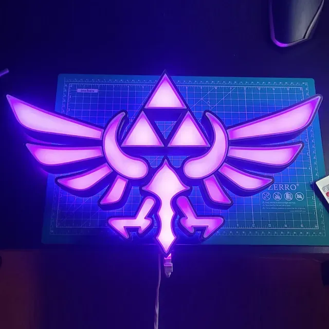 Legend Of Zelda Hyrule Royal Family Crest LED Lamp