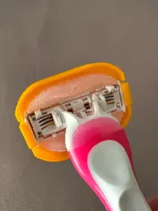 Gillette Venus Comfortglide Cartridge Razor Cover