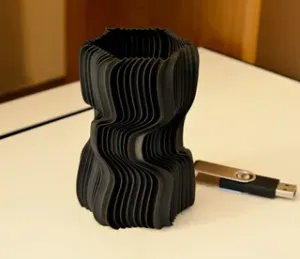 Vase 831
