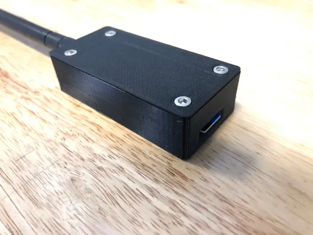 Raspberry Pi Zero W Case and External Antenna (with room for prototyping and battery) — Фото 3 из 6