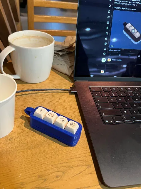 4-Key Fidget Macropad – RP2040/QMK Mechanical Clicker (Pocket Toy + Real Keyboard) — Фото 6 из 13