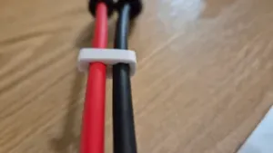 Kabelclip 2 x 6mm² & 2 x 4mm² MC4 PV Kabel Cable Clip