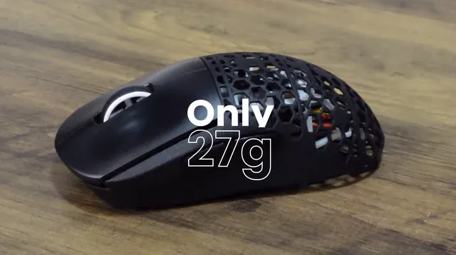 Lightweight Logitech Superlight 2 - The Mouse the Superstrike should be