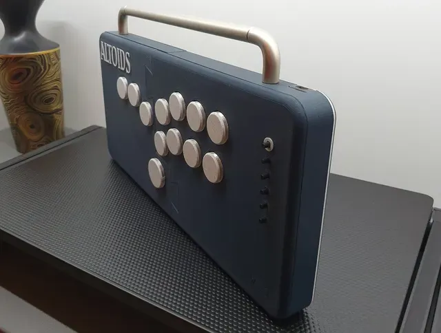 3D Printable Hitbox Controller — Image 4 of 5