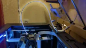 qidi-X-Plus-filament-guide
