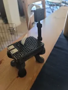 Raspberry Pi 4 Case and Integrated Camera Mount