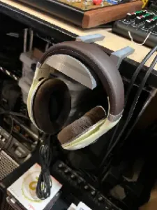 Headphone Hanger
