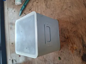 Transparent lid for herb box
