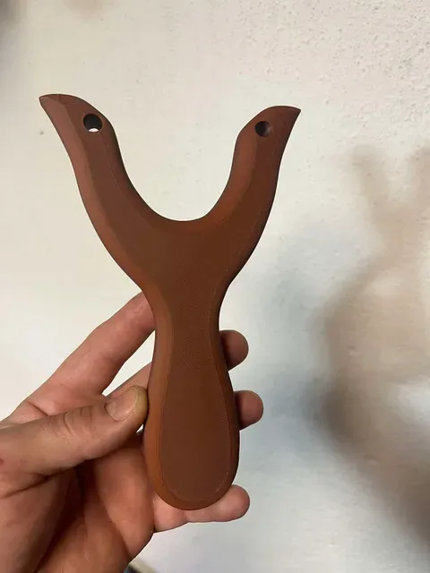 Classic wooden slingshot — Фото 2 из 3
