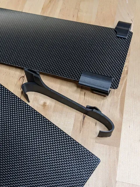 3D-Printed Extendable Sun Visor Shade Clips for Porsche (718 Cayman / Boxster) — Фото 2 из 6