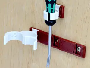 Compliant Mechanism Clip Wallmount for Screws