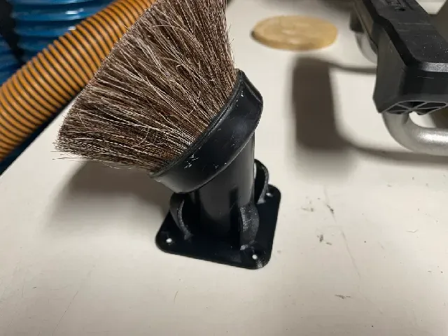 Shop Vac Attachment Mount for 2.5", 1.25", and some 1.875" (1⅞" Ridgid) — Image 3 of 4