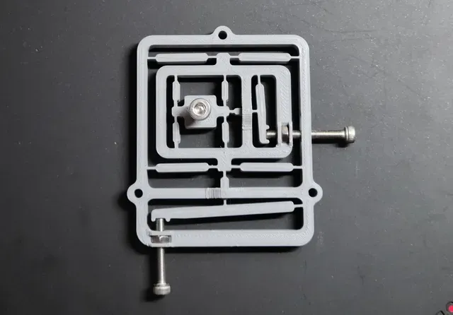 High-precision Compliant XY-Positioning Device