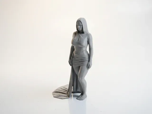 Elegant Woman Dress Gown Female Figure 3D Printable — Фото 2 из 5