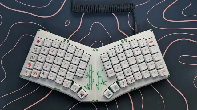 70 Key Ergonomic Keyboard — Фото 2 из 9