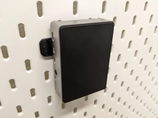 Skadis Mount for Flirc Raspberry Pi Case — Image 2 of 4