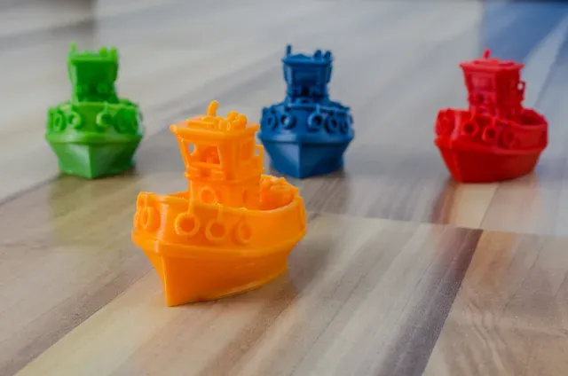 Little bathtub tug boat