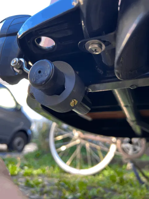 Babboe Curve Front Light Holder for B+M IXON Eyro — Image 3 of 4