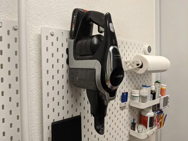Skadis Mount for Bosch Unlimited Series 8 Vacuum Cleaner