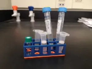 Holder for 1 dram vials, 5 mL tubes and 15 mL falcon tubes
