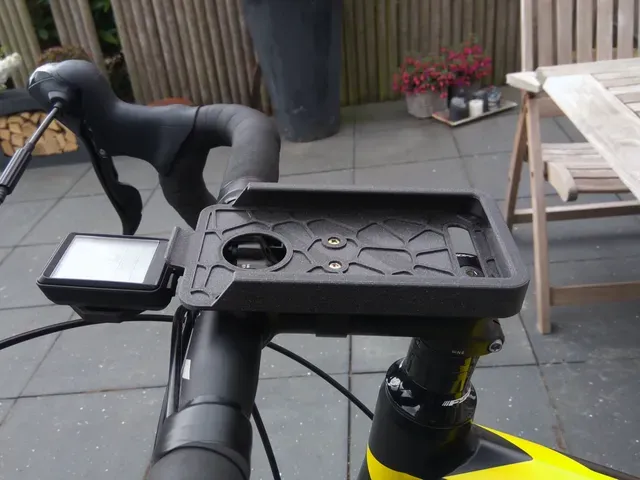 Bicycle Stem Phone Mount — Image 3 of 4