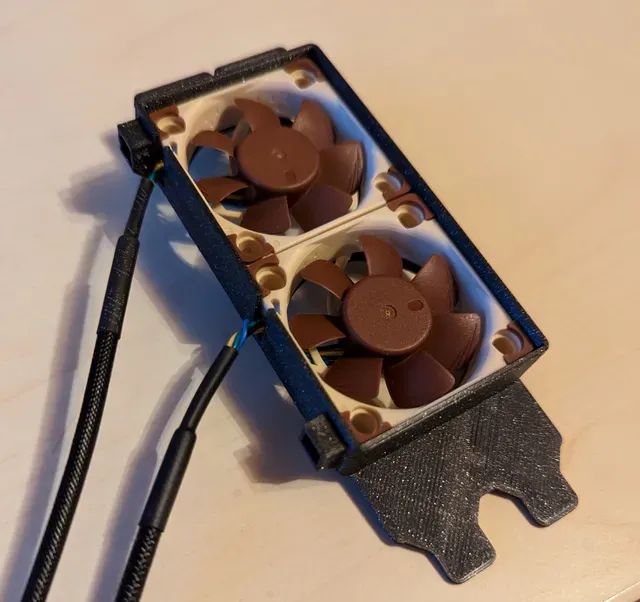 PCI Fan Mount for 40mm Fans — Image 2 of 9