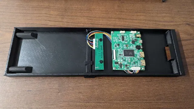 Hyte Y60 LCD Cover — Image 2 of 5