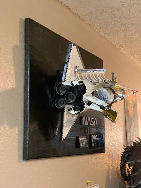 Lego Shuttle Wall Mount — Image 4 of 5