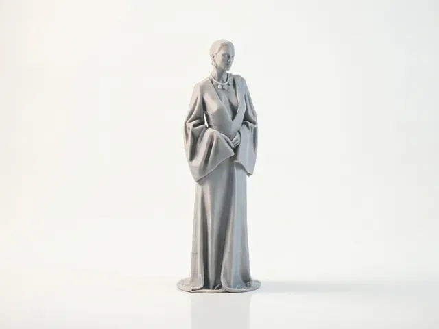 Gown Lady Elegant Female Figurine 3D Printable — Фото 3 из 5