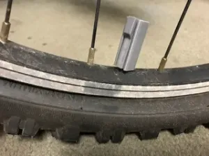 derSchraderFlatter QR - quick release tire deflator for Schrader valves