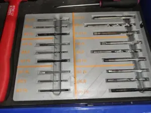 THREAD TOOL /DRILL HOLDER M3-M10