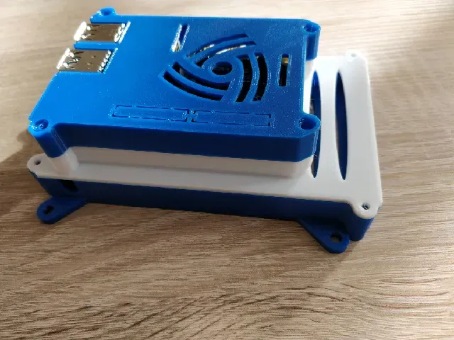 Raspberry Pi 4 Enclosure with 2,5" SSD/HDD Mount — Фото 10 из 16
